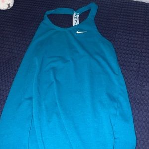 nike tank size small
